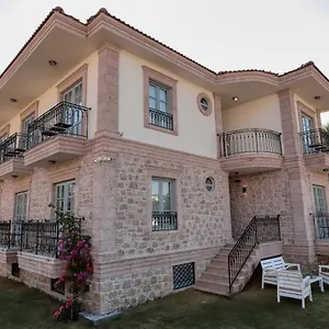 Otel Trendcunda, Cunda