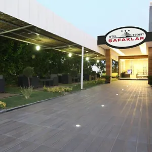 Otel şafaklar, Nazilli